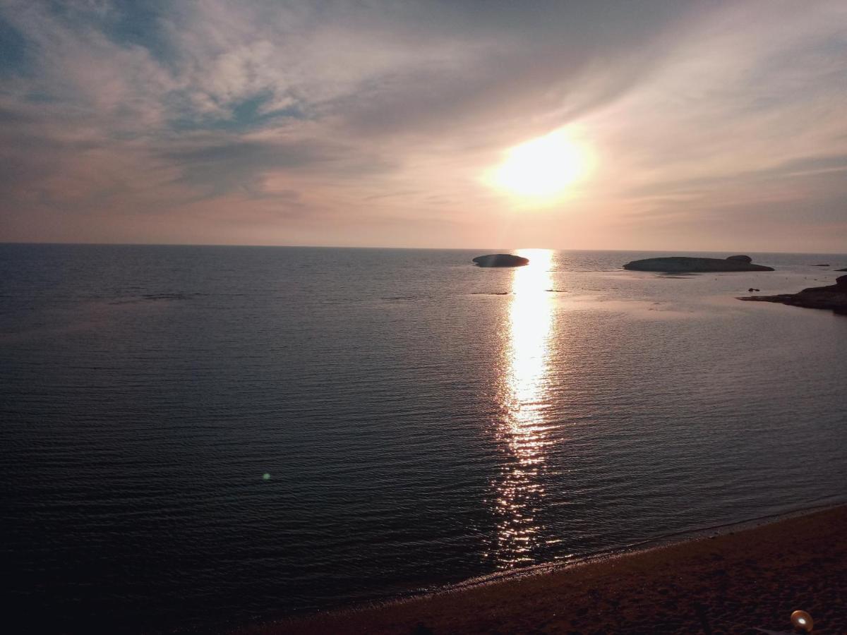 Agriturismo Il Melograno Ріола-Сардо Екстер'єр фото