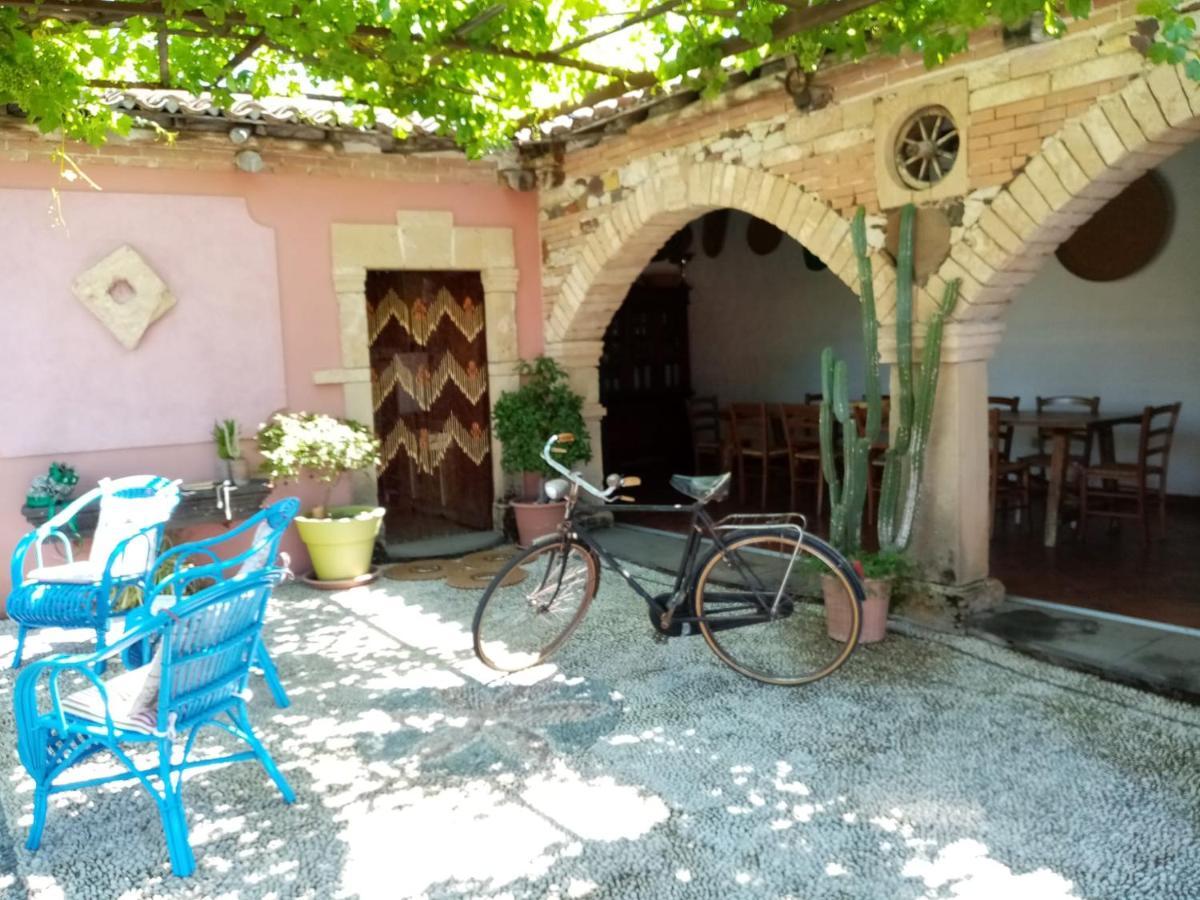 Agriturismo Il Melograno Ріола-Сардо Екстер'єр фото