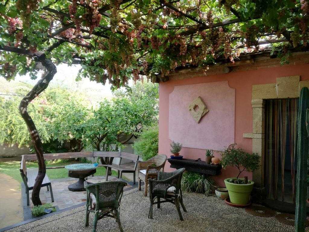 Agriturismo Il Melograno Ріола-Сардо Екстер'єр фото